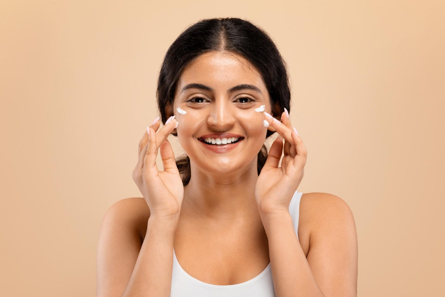 Top 7 Benefits of Kumkumadi Face Cream in Herbal Skin Care Routine