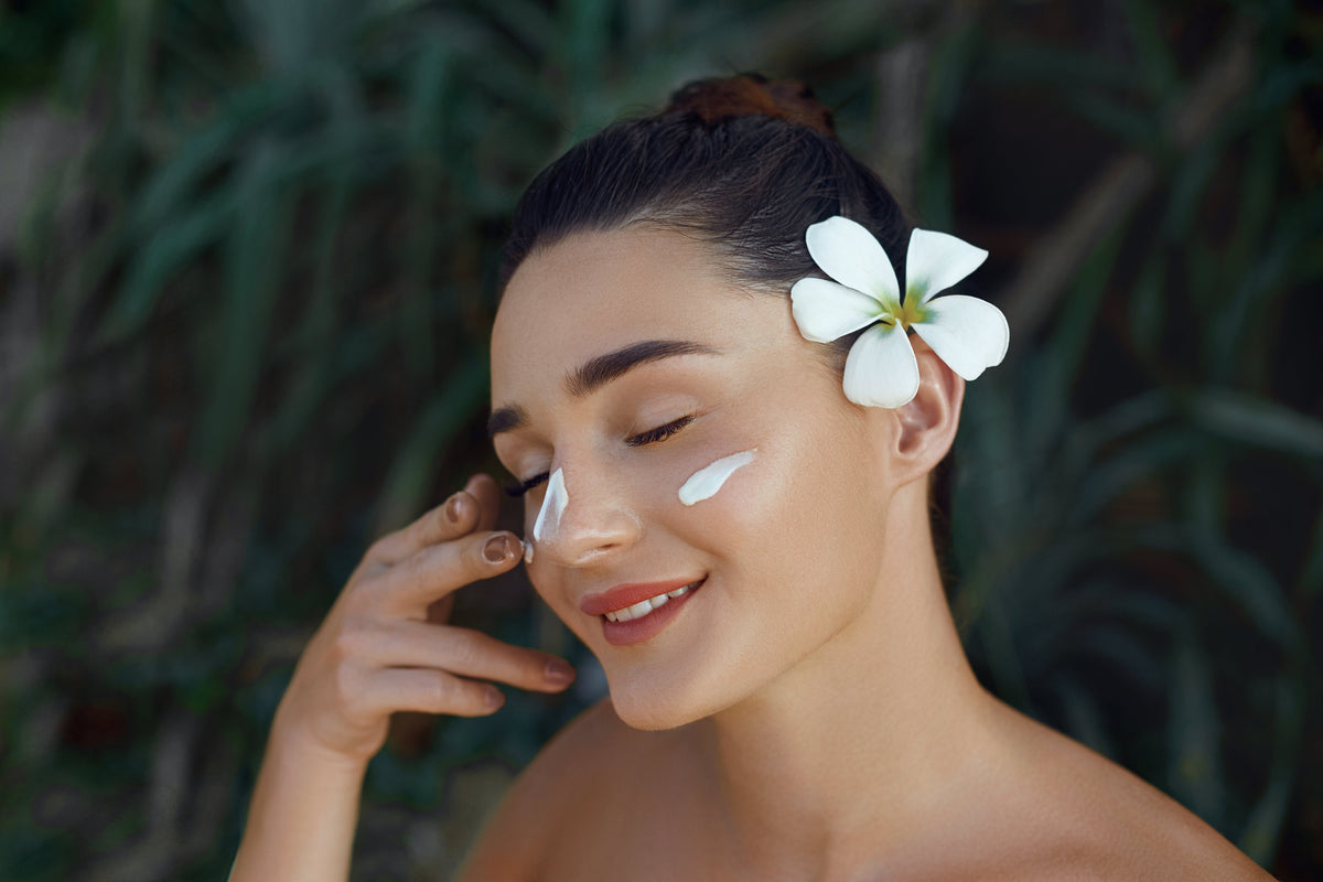 Best Ayurvedic Skin Care Cream for Healthy & Glowing Skin: Ingredients to Look For